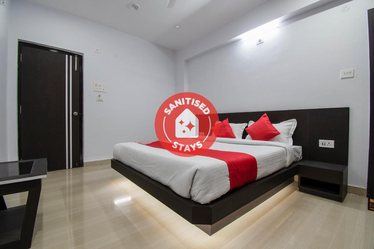 Oyo 26974 Hotel S G International Патна Екстериор снимка