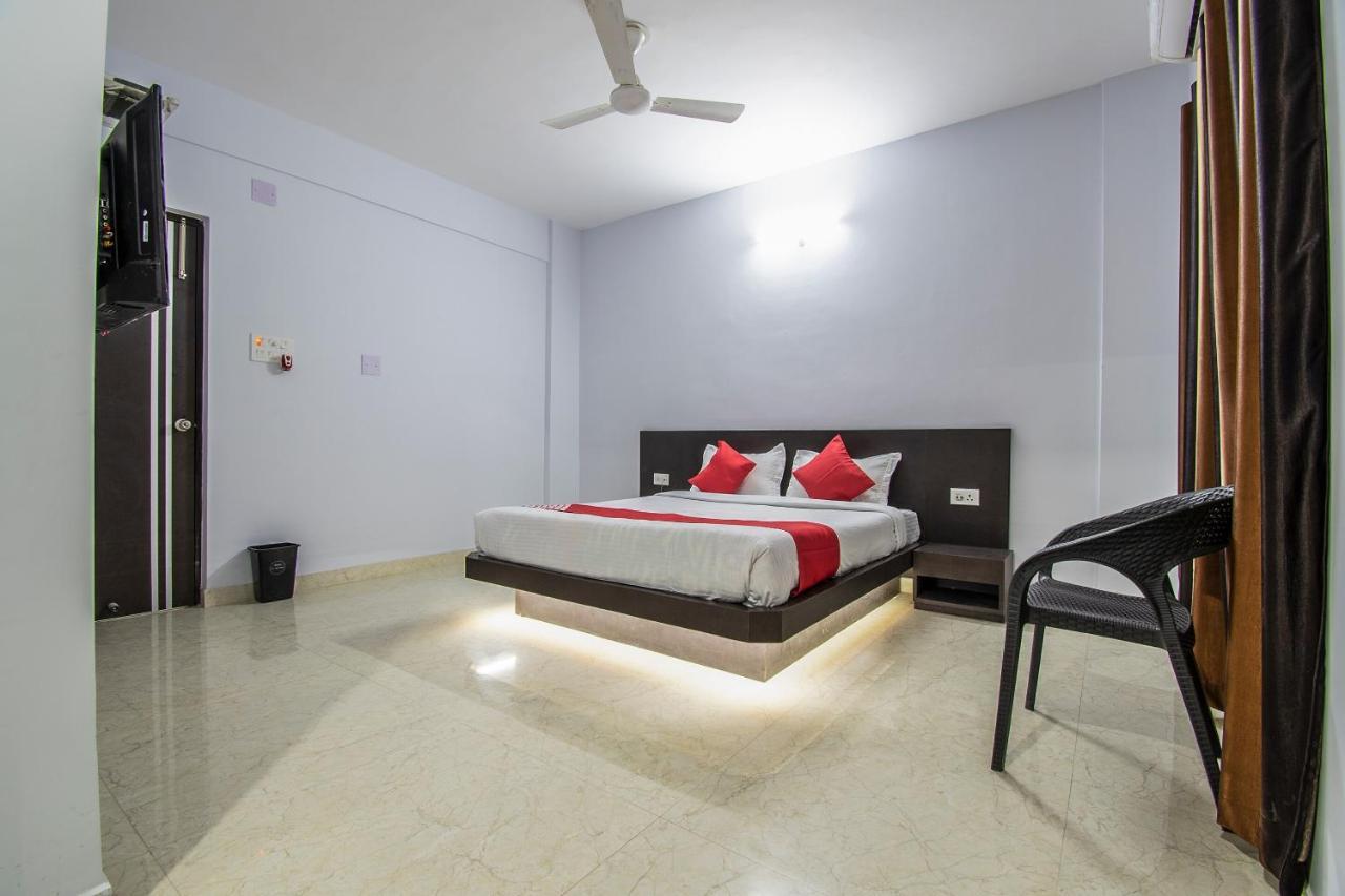 Oyo 26974 Hotel S G International Патна Екстериор снимка