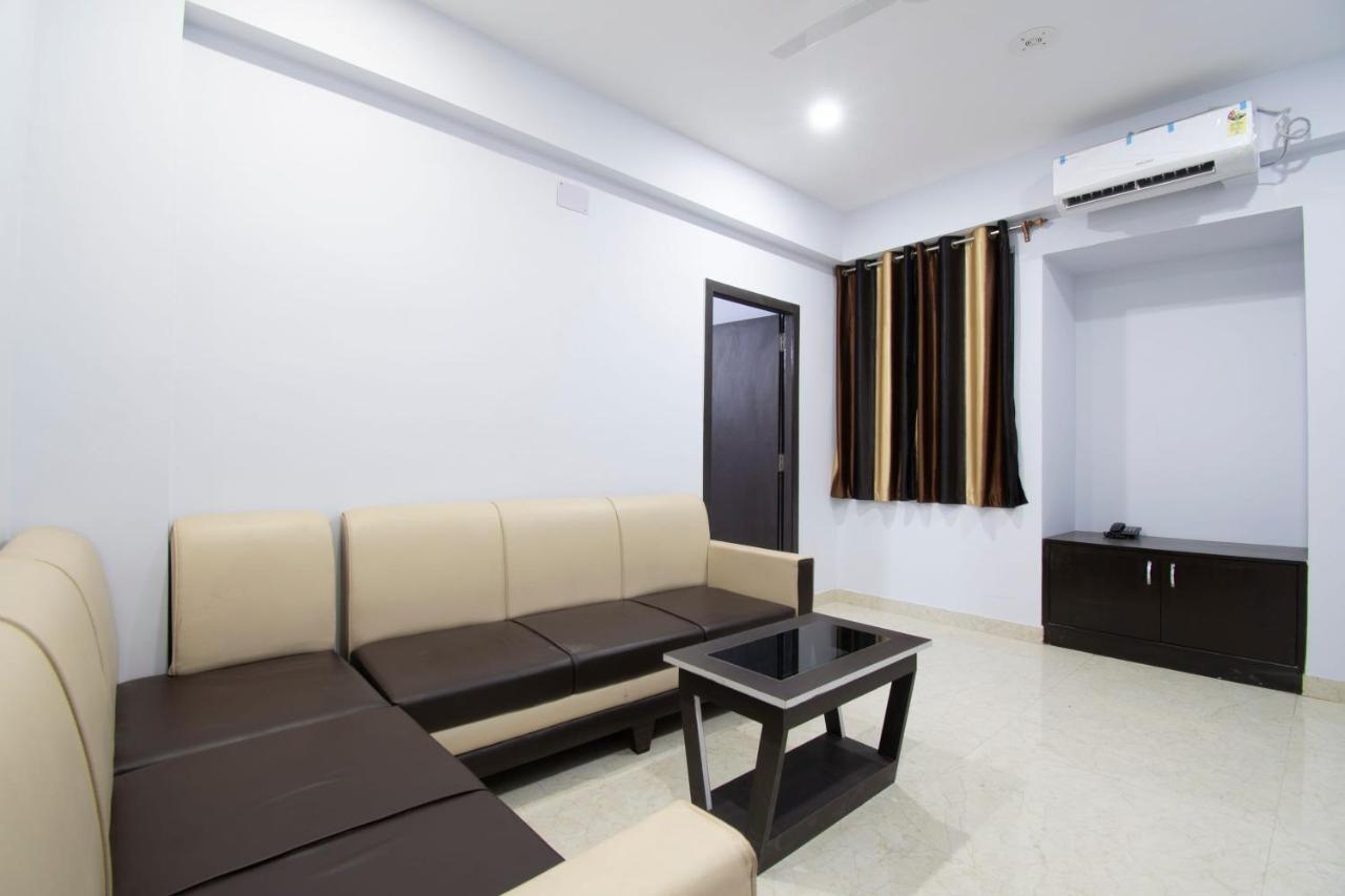 Oyo 26974 Hotel S G International Патна Екстериор снимка